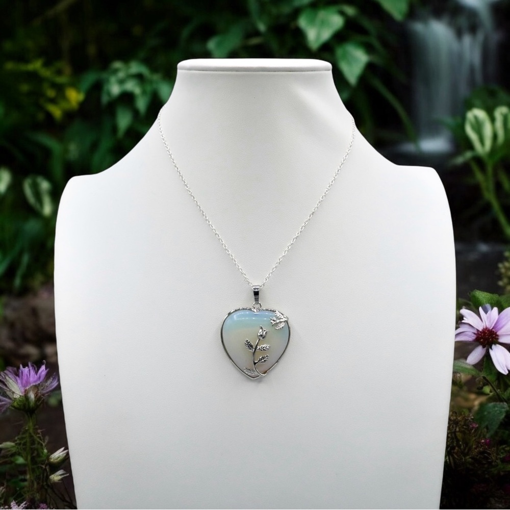 MOONSTONE ROSE HEART NECKLACE (S925)